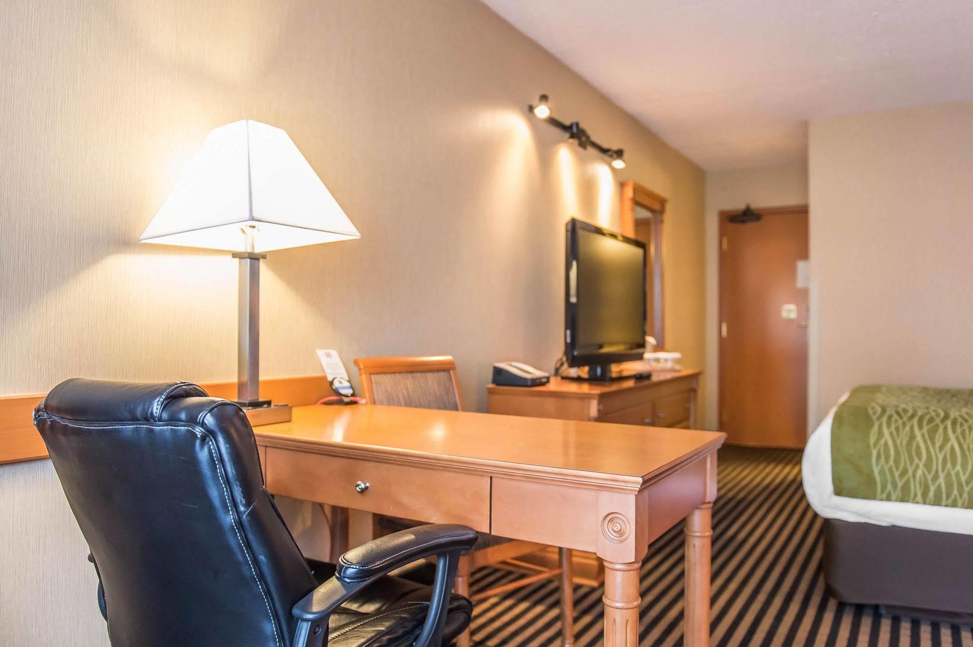 Comfort Inn Brockville Dış mekan fotoğraf